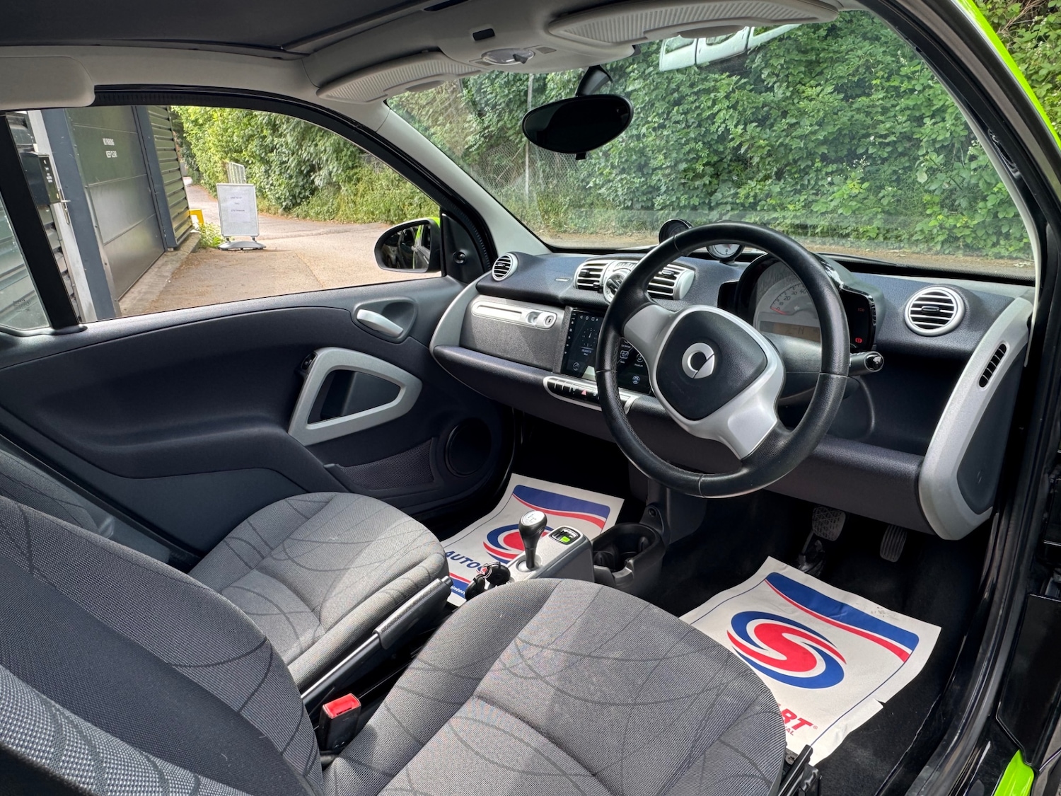 Vehicle 21