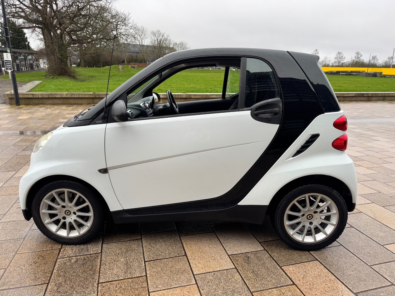 Used smart fortwo 2009 for sale - 77630862: Photo 5