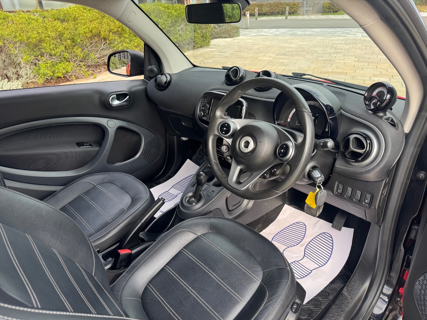 Used smart fortwo 2016 for sale - 76176844: Photo 10