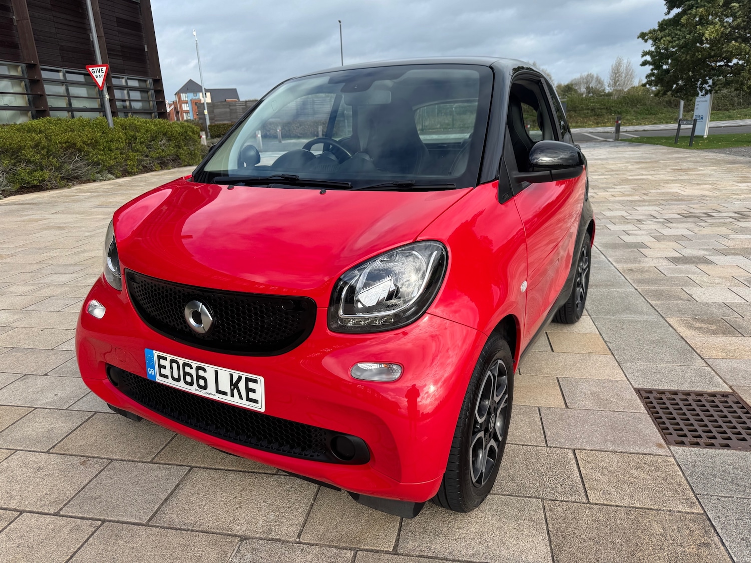 Used smart fortwo 2016 for sale - 76176844: Photo 3