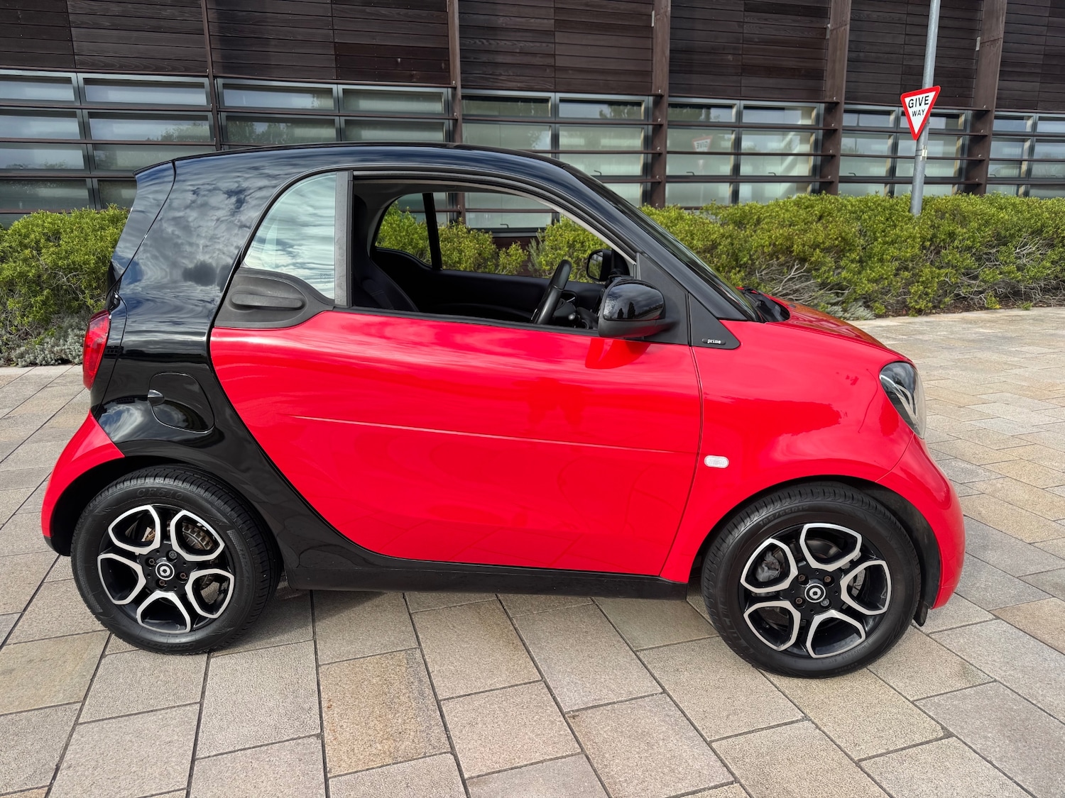 Used smart fortwo 2016 for sale - 76176844: Photo 8