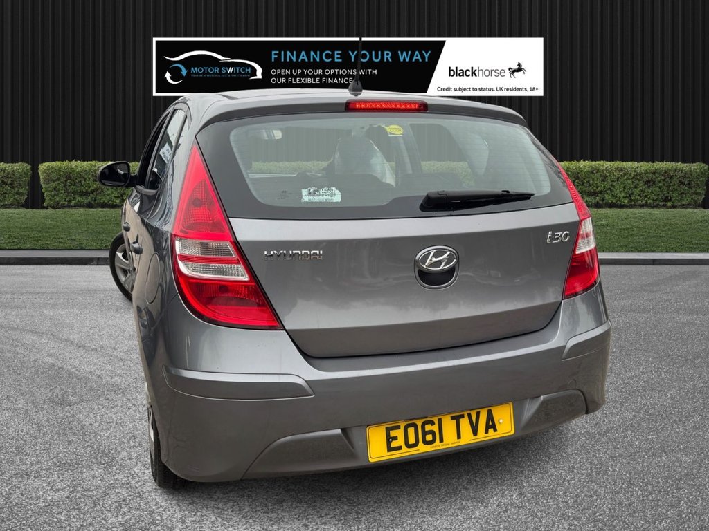 Used Hyundai i30 2011 for sale - 77594651: Photo 11