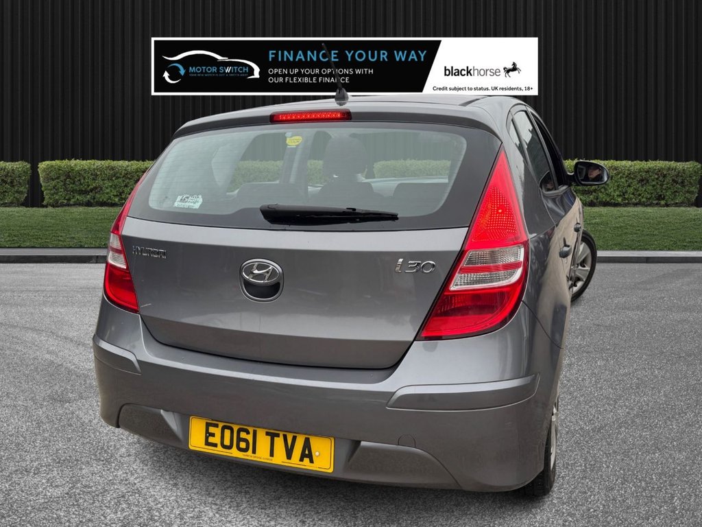 Used Hyundai i30 2011 for sale - 77594651: Photo 12