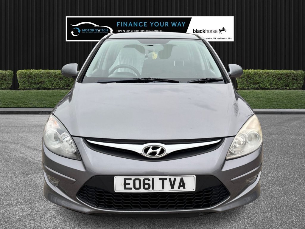 Used Hyundai i30 2011 for sale - 77594651: Photo 2