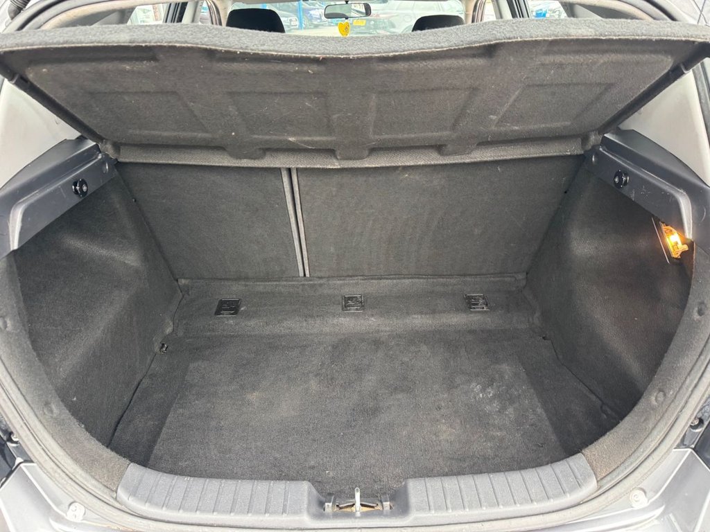 Used Hyundai i30 2011 for sale - 77594651: Photo 25