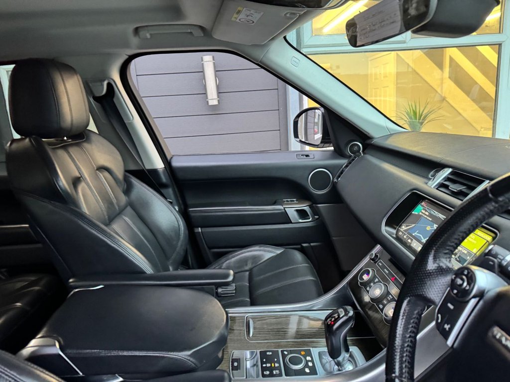 Used Land Rover Range Rover Sport 2017 for sale - 78117517: Photo 19