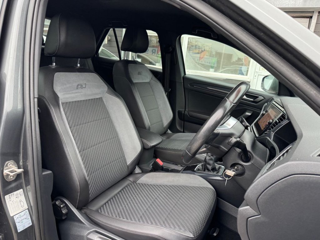 Used Volkswagen T-Roc 2019 for sale - 76235843: Photo 28