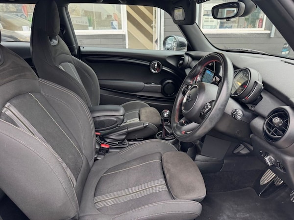 Used MINI Hatch 2020 for sale - 76029312: Photo 18