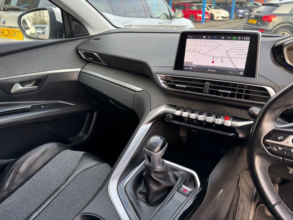 Used Peugeot 3008 2017 for sale - 76923285: Photo 16