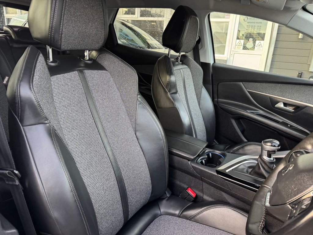 Used Peugeot 3008 2017 for sale - 76923285: Photo 19