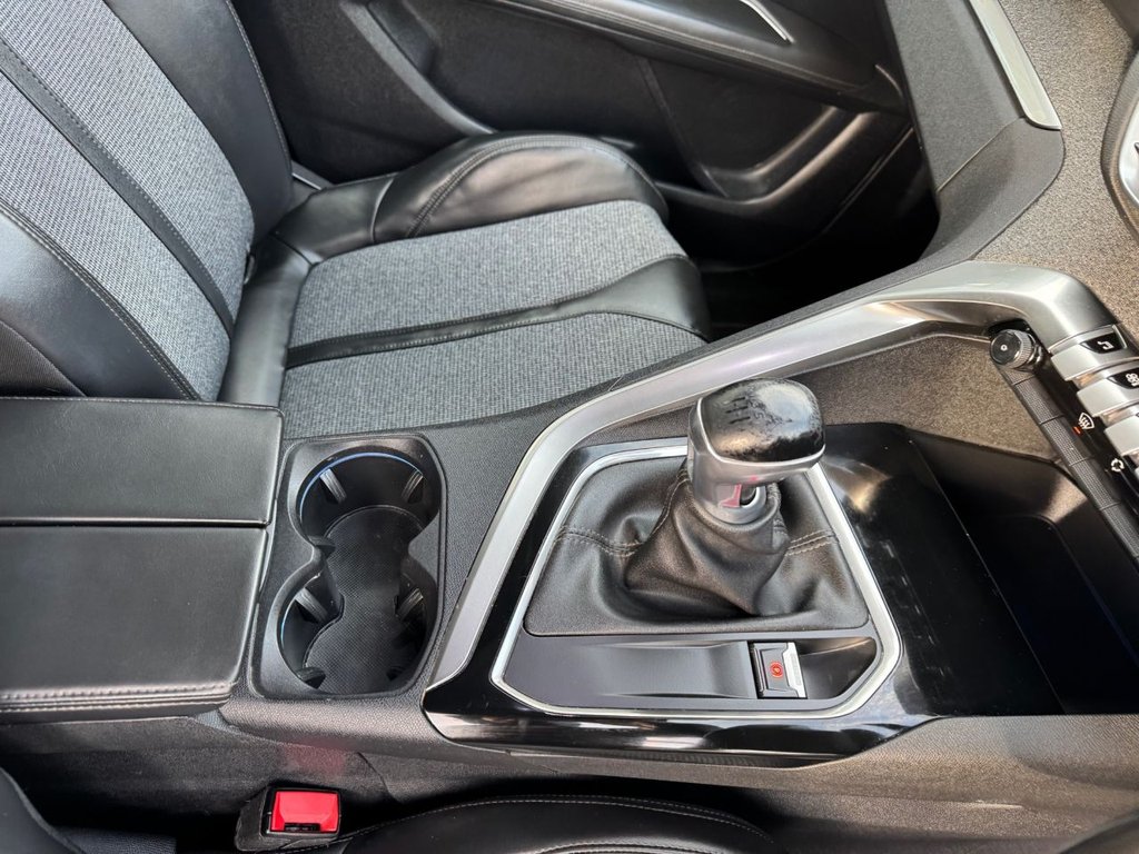Used Peugeot 3008 2017 for sale - 76923285: Photo 21