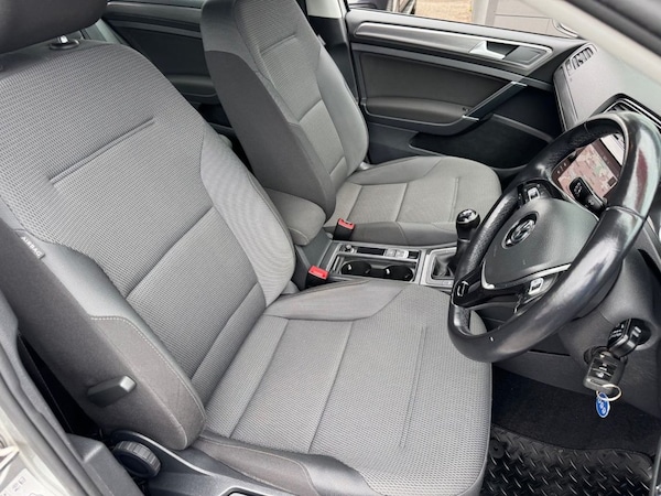 Used Volkswagen Golf 2018 for sale - 75062496: Photo 25