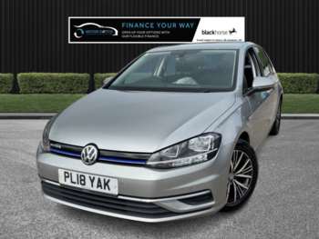 Used Volkswagen Golf 2018 for sale - 75062496: Photo