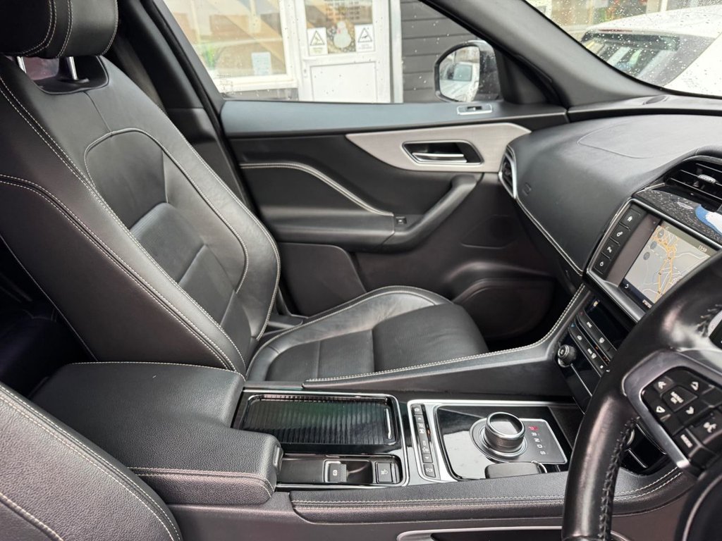 Used Jaguar F-Pace 2018 for sale - 76841456: Photo 17
