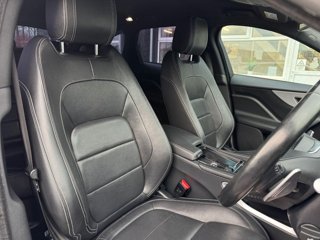 Used Jaguar F-Pace 2018 for sale - 76841456: Photo 24