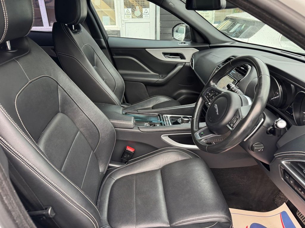 Used Jaguar F-Pace 2018 for sale - 76841456: Photo 26