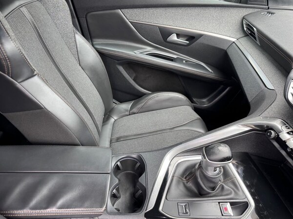 Used Peugeot 3008 2017 for sale - 75378826: Photo 21