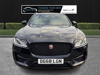 Used Jaguar F-Pace 2018 for sale - 76914739: Photo