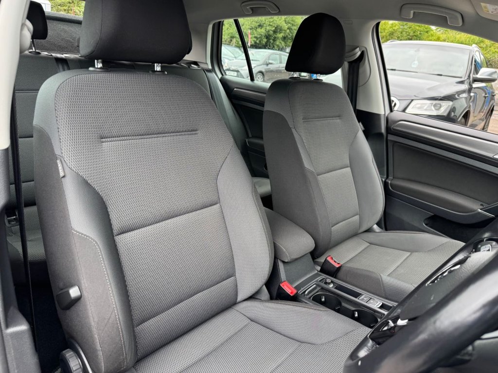 Used Volkswagen Golf 2018 for sale - 77483533: Photo 24