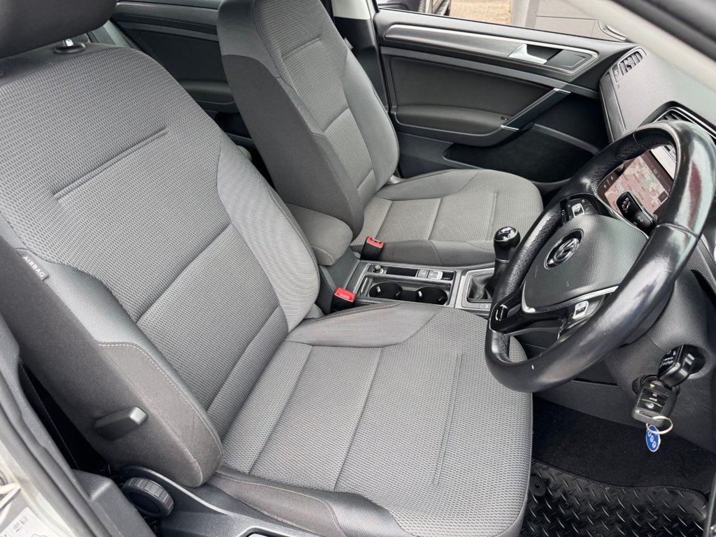 Used Volkswagen Golf 2018 for sale - 77483533: Photo 25