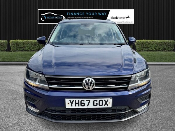 Used Volkswagen Tiguan 2017 for sale - 74368506: Photo 2