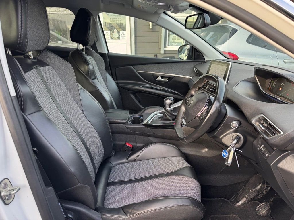 Used Peugeot 3008 2017 for sale - 77953241: Photo 18