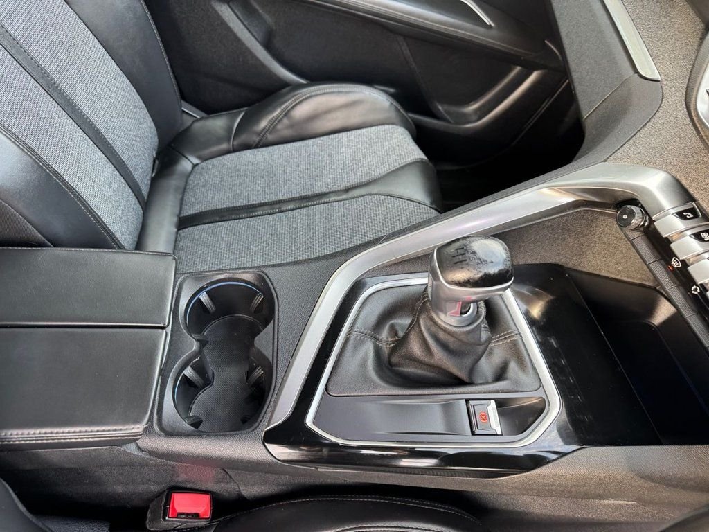 Used Peugeot 3008 2017 for sale - 77953241: Photo 21