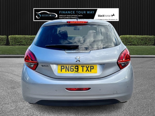 Used Peugeot 208 2019 for sale - 76132359: Photo 10