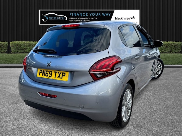 Used Peugeot 208 2019 for sale - 76132359: Photo 11