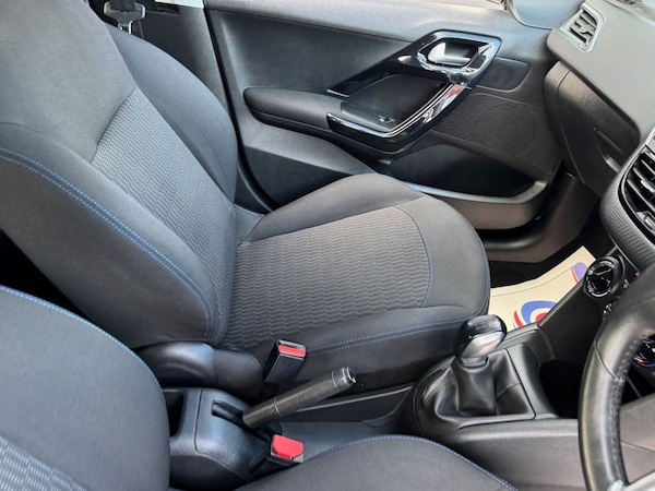 Used Peugeot 208 2019 for sale - 76132359: Photo 21