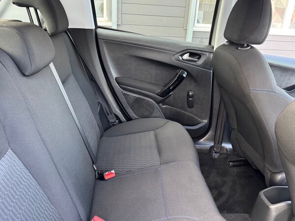 Used Peugeot 208 2019 for sale - 76132359: Photo 28