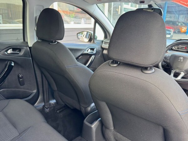 Used Peugeot 208 2019 for sale - 76132359: Photo 29