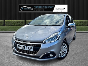 Used Peugeot 208 2019 for sale - 76132359: Photo