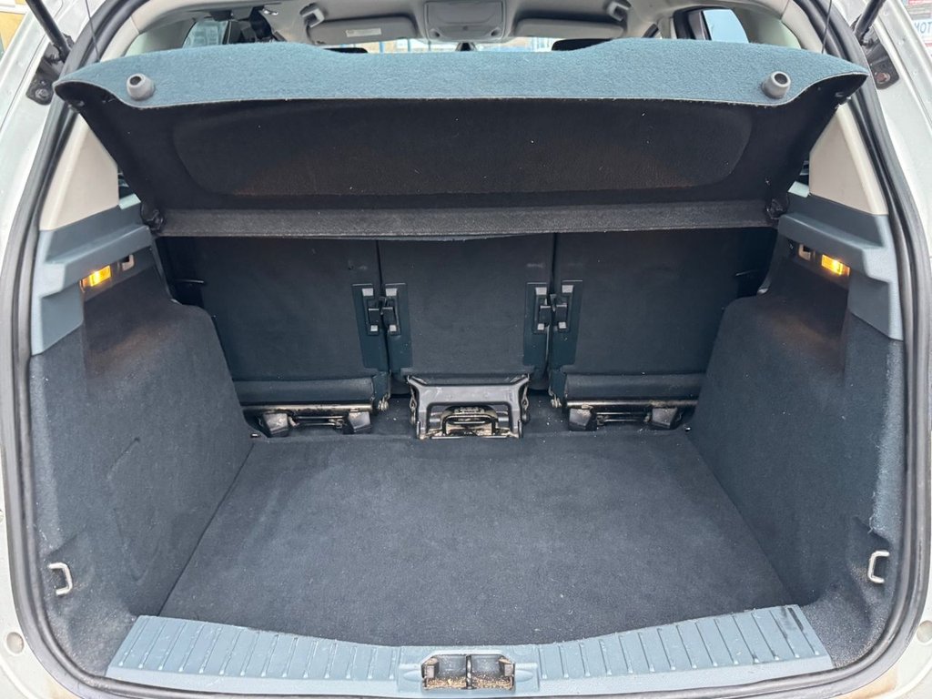 Used Ford C-Max 2011 for sale - 77673525: Photo 27