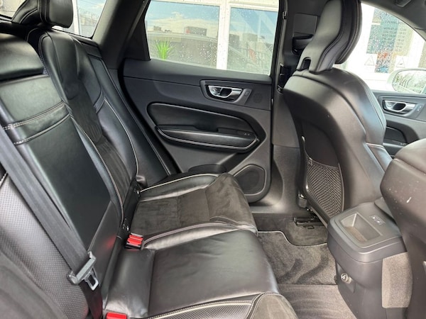 Used Volvo XC60 2018 for sale - 76303492: Photo 29