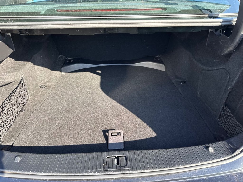 Used Mercedes-Benz E Class 2013 for sale - 77660213: Photo 33