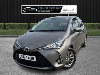 Used Toyota Yaris 2017 for sale - 78256432: Photo