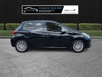 Used Peugeot 208 2018 for sale - 78839914: Photo