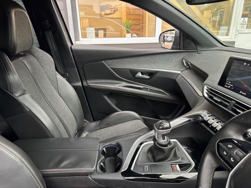 Used Peugeot 3008 2018 for sale - 77436427: Photo 17