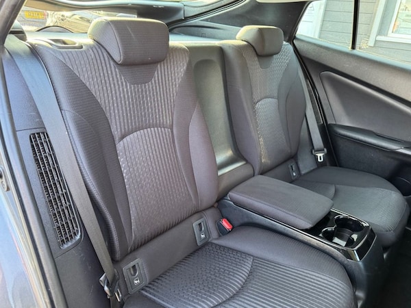 Used Toyota Prius 2019 for sale - 75606967: Photo 33