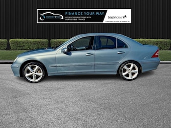 Used Mercedes-Benz C Class 2005 for sale - 79072030: Photo
