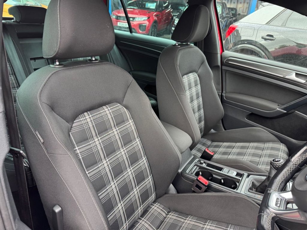 Used Volkswagen Golf 2018 for sale - 76469579: Photo 19