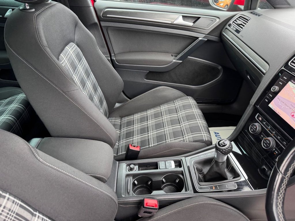 Used Volkswagen Golf 2018 for sale - 76469579: Photo 21