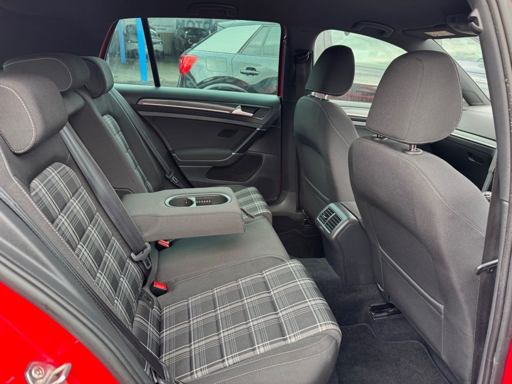 Used Volkswagen Golf 2018 for sale - 76469579: Photo 29