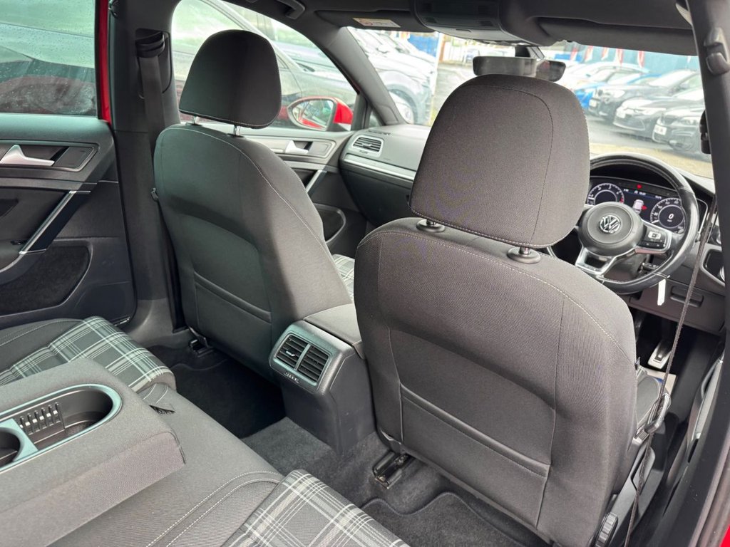 Used Volkswagen Golf 2018 for sale - 76469579: Photo 31