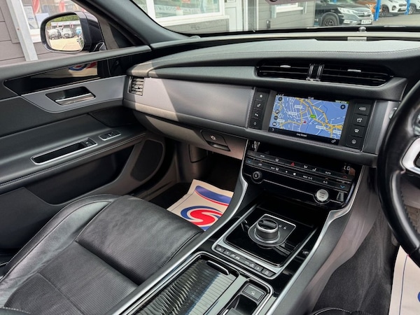 Used Jaguar XF 2017 for sale - 75473628: Photo 16