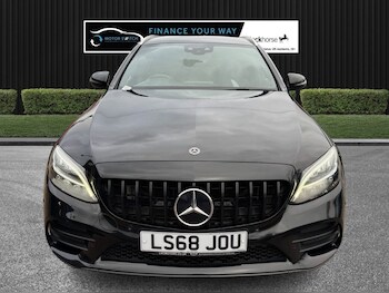 Used Mercedes-Benz C Class 2018 for sale - 77609099: Photo