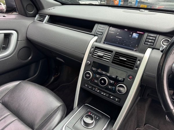 Used Land Rover Discovery Sport 2018 for sale - 76154511: Photo 16