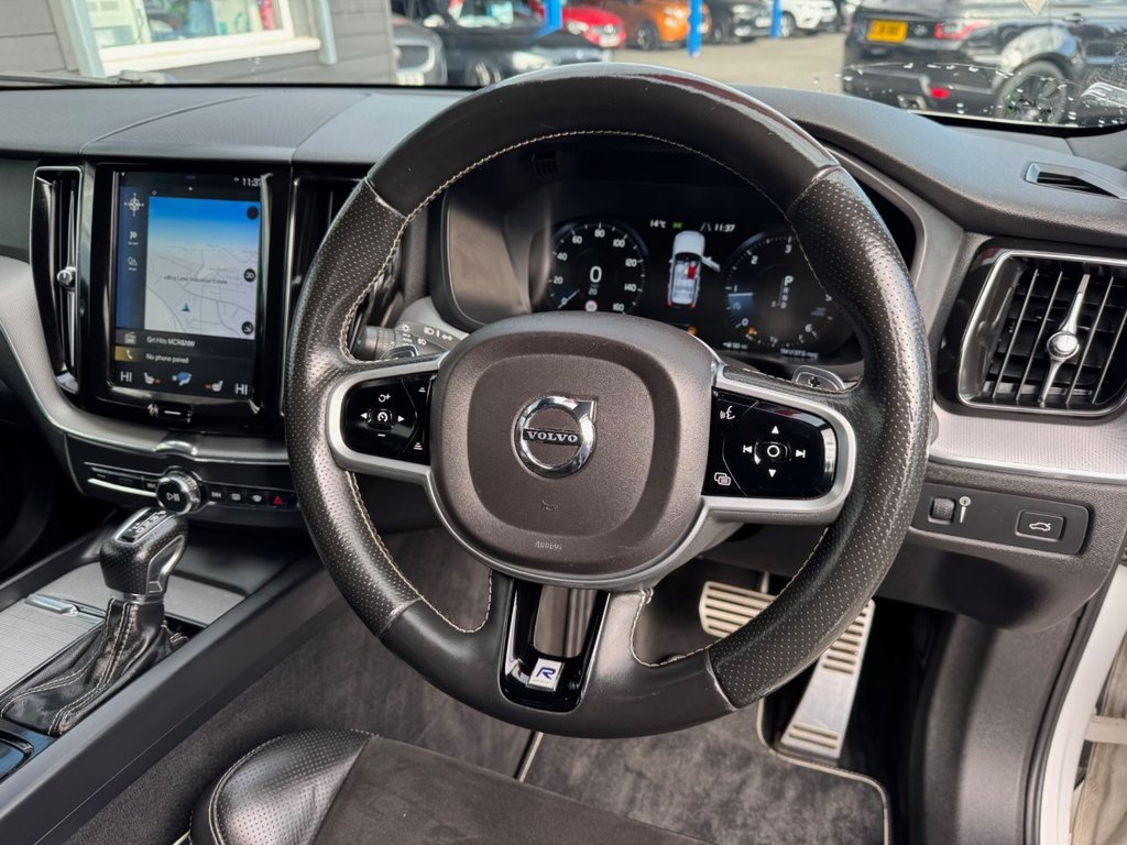 Used Volvo XC60 2018 for sale - 76528749: Photo 15