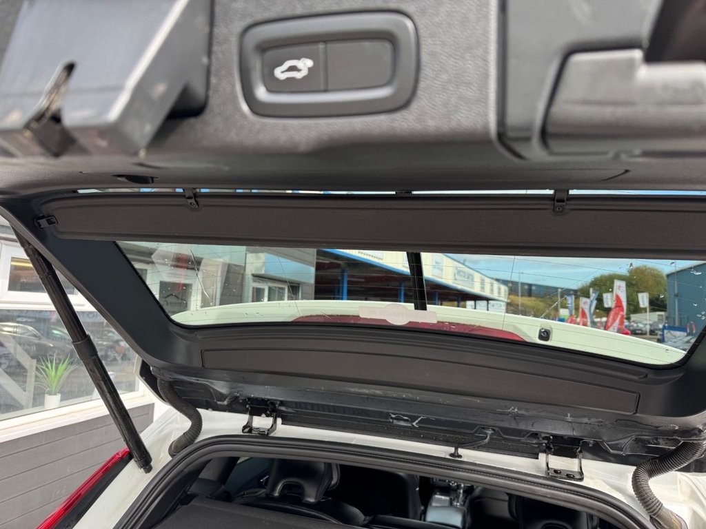 Used Volvo XC60 2018 for sale - 76528749: Photo 36